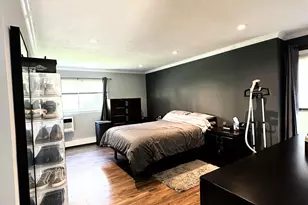 13 Granada Crescent, White Plains, NY 10603 - Photo 8