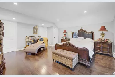 12 Dale Avenue #100, Hempstead, NY 11550 - Photo 20