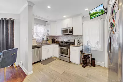 12 Dale Avenue #100, Hempstead, NY 11550 - Photo 8