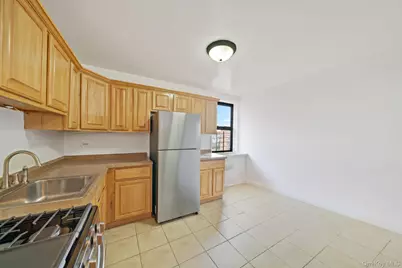 3119 Bailey Avenue #3D, Bronx, NY 10463 - Photo 6