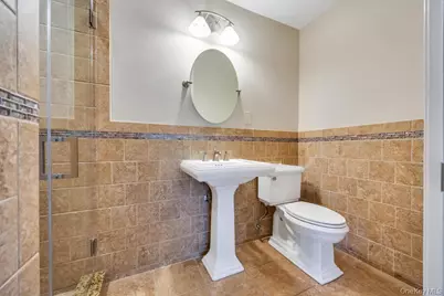 1153 Savoy Drive, Melville, NY 11747 - Photo 20