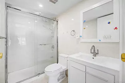 15 Hillvale Road, Syosset, NY 11791 - Photo 12