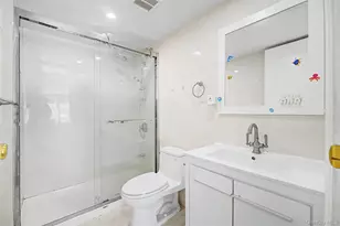 15 Hillvale Rd, Syosset, NY 11791 - Photo 12