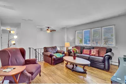 86 Paris Court, West Islip, NY 11795 - Photo 8