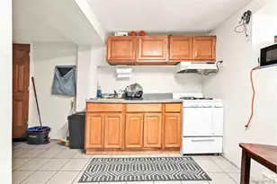 86-16 120th St, Richmond Hill, NY 11418 - Photo 14