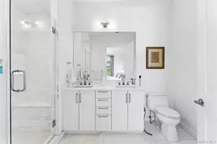 1001 Mill Creek N, Roslyn, NY 11576 - Photo 24