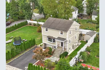 60 Longview Drive, Scarsdale, NY 10583 - Photo 2