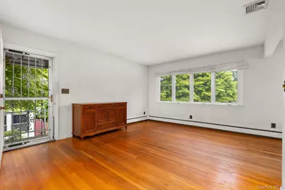 19 Lakeland Avenue, Mohegan Lake, NY 10547 - Photo 16