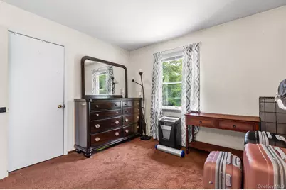 11 Sharon Drive, Highland, NY 12528 - Photo 10