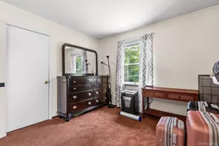 11 Sharon Dr, Highland, NY 12528 - Photo 10