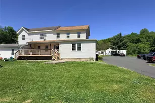 19 Quartz Ln, Greenville, NY 12771 - Photo 2