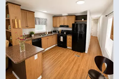 37 Hubbard Avenue #95, Riverhead, NY 11901 - Photo 4
