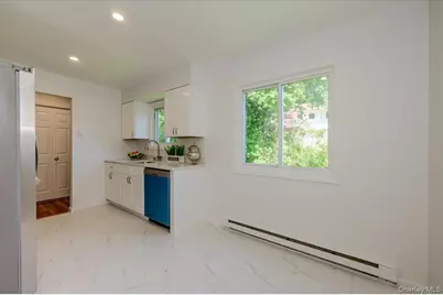41-43 Evert Street, Huntington Station, NY 11746 - Photo 14