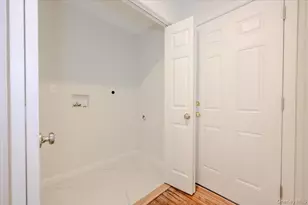41-43 Evert St, Huntington Station, NY 11746 - Photo 18