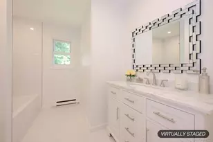 41-43 Evert St, Huntington Station, NY 11746 - Photo 24