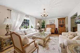 2 Rainbow Ln, East Moriches, NY 11940 - Photo 6