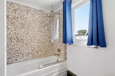 228 Atlantic Avenue, Massapequa Park, NY 11762 - Photo 28