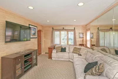 548 Stratford Road, West Hempstead, NY 11550 - Photo 8