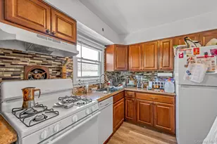 23-40 97th St, East Elmhurst, NY 11369 - Photo 16