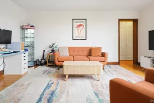 100 Pkwy, Bronxville, NY 10708 - Photo 10