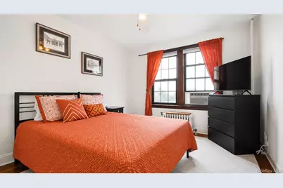 100 Parkway #5D, Bronxville, NY 10708 - Photo 14