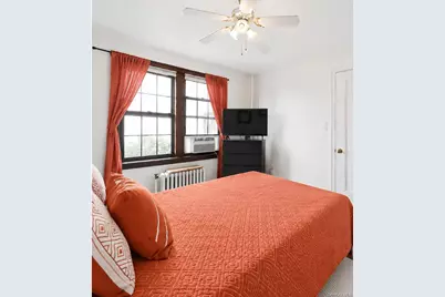 100 Parkway #5D, Bronxville, NY 10708 - Photo 16