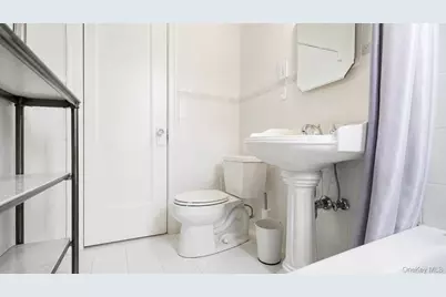 100 Parkway #5D, Bronxville, NY 10708 - Photo 12