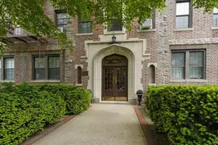 100 Pkwy, Bronxville, NY 10708 - Photo 2