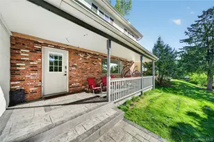 18 Arlington Dr, Monroe, NY 10950 - Photo 2
