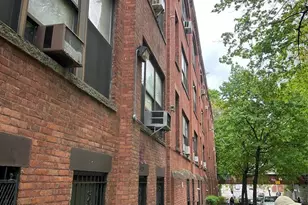 84-10 101st St, Richmond Hill, NY 11418 - Photo 2
