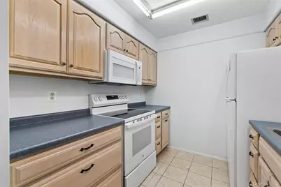 132 Birchwood Road #132, Coram, NY 11727 - Photo 14