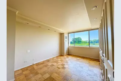 269-10 Grand Central Parkway #4O, Floral Park, NY 11005 - Photo 16