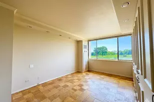 269-10 Grand Central Pkwy, Floral Park, NY 11005 - Photo 16