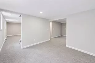 305 Arnold Ave, West Babylon, NY 11704 - Photo 32