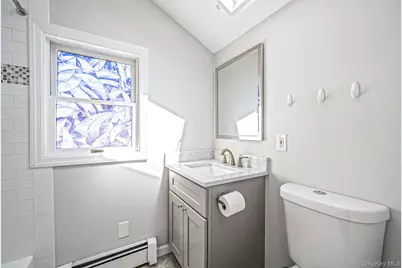 305 Arnold Avenue, West Babylon, NY 11704 - Photo 26