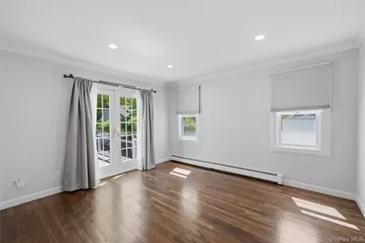 305 Arnold Avenue, West Babylon, NY 11704 - Photo 20
