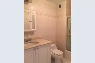 26 W Broadway #303, Long Beach, NY 11561 - Photo 14