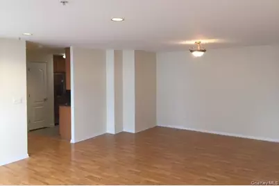 26 W Broadway #303, Long Beach, NY 11561 - Photo 4