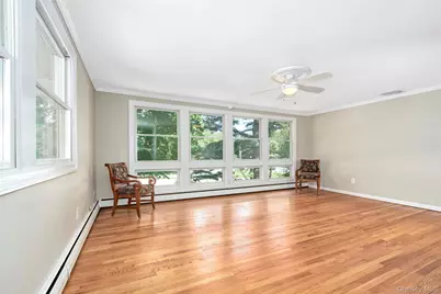 121 Parkview Place, Mount Kisco, NY 10549 - Photo 6