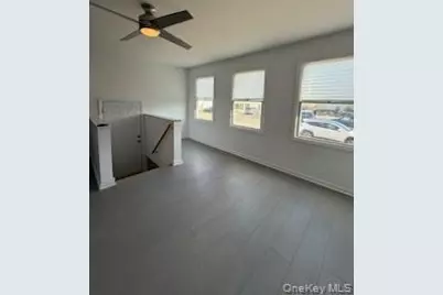 733 E Walnut Street #Upper, Long Beach, NY 11561 - Photo 24