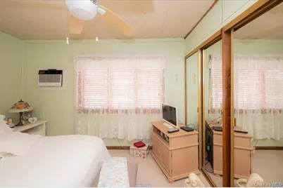 19815 33rd Avenue, Flushing, NY 11358 - Photo 20