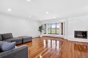 11 Hazelwood Dr, Jericho, NY 11753 - Photo 8