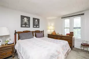 17 Crampton Ave, Great Neck, NY 11023 - Photo 16