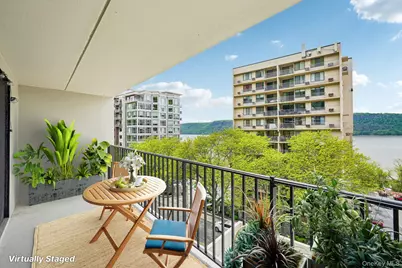 1120 Warburton Avenue #3F, Yonkers, NY 10701 - Photo 2