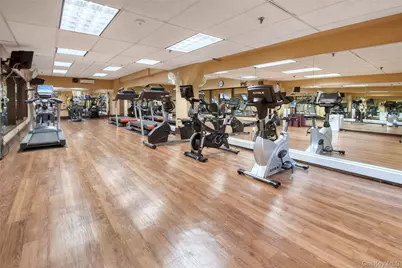 1120 Warburton Avenue #3F, Yonkers, NY 10701 - Photo 18