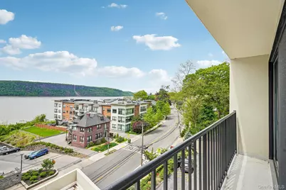 1120 Warburton Avenue #3F, Yonkers, NY 10701 - Photo 16