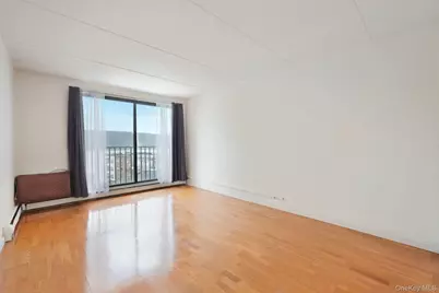1120 Warburton Avenue #3F, Yonkers, NY 10701 - Photo 14