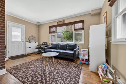 1049 Admont Avenue, Franklin Square, NY 11010 - Photo 12