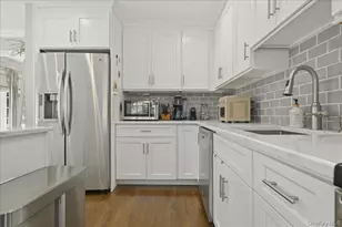 1924 Carroll Ave, Merrick, NY 11566 - Photo 18