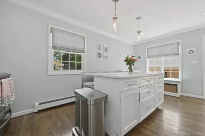 1924 Carroll Avenue, Merrick, NY 11566 - Photo 20
